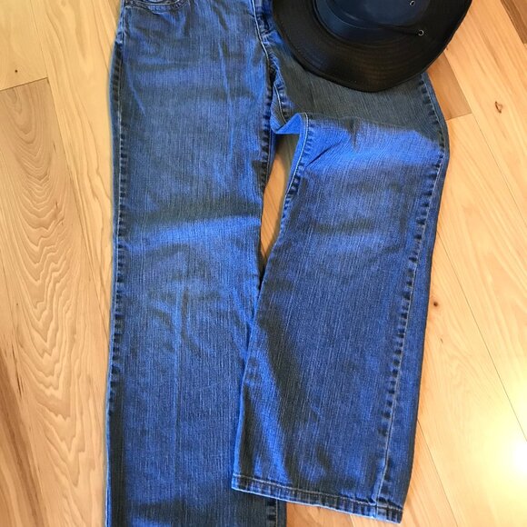 Liz Claiborne Bootcut Jeans w/Leather Quilted Buttons, Vintage 90s, Size 10 - Picture 4 of 12